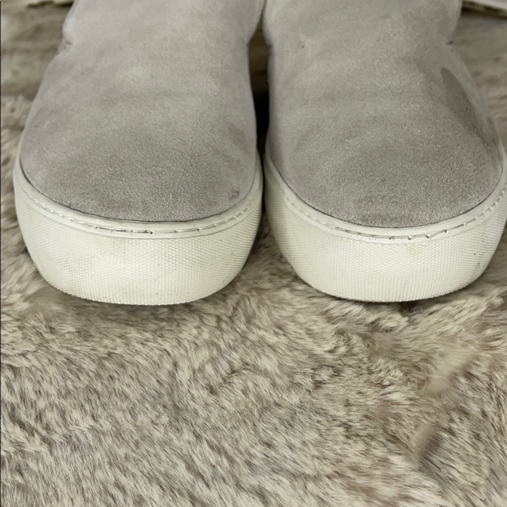 J/SLIDES•SHOES - Picture 2 of 7